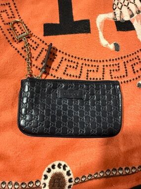 Gucci Black Embossed Leather Key Pouch with Gold Chain